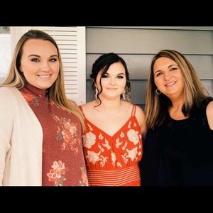 Meet your Posher, Abigail